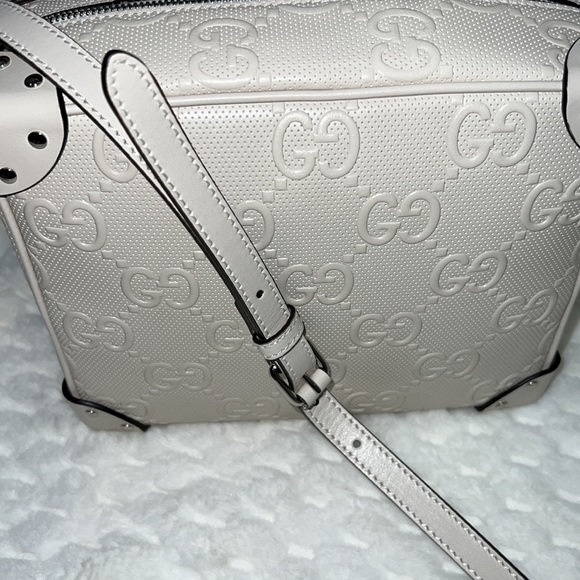 Gucci 626363 Leather Handbag-Authentic-EUC - Picture 8 of 13